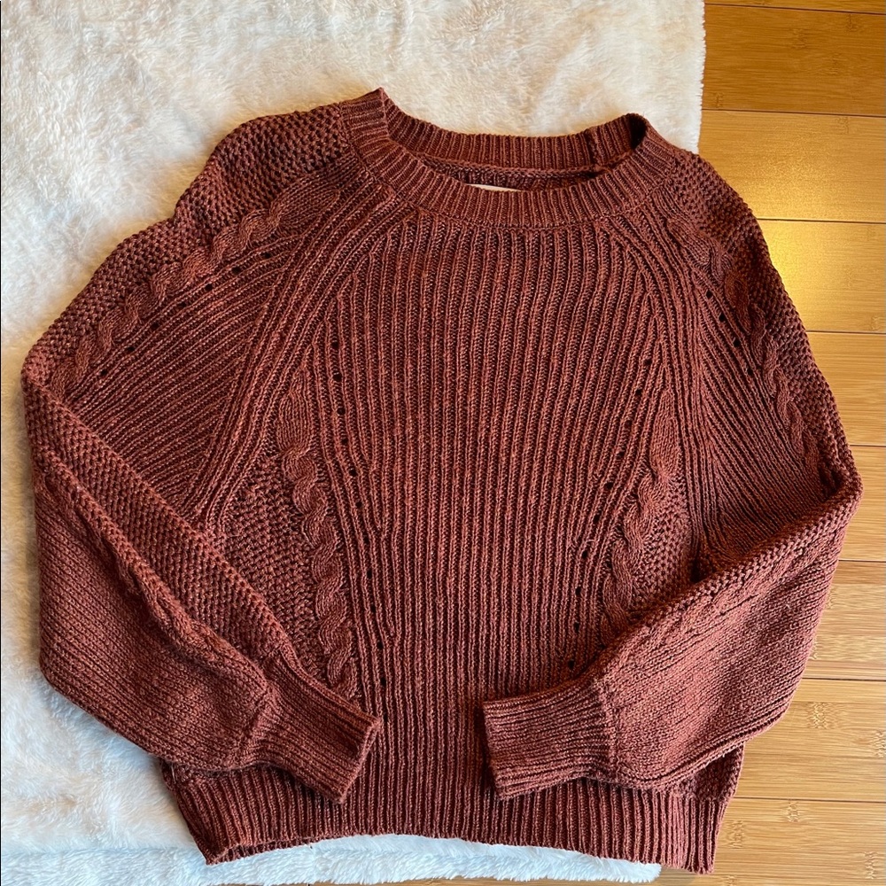 American Eagle Sweater
